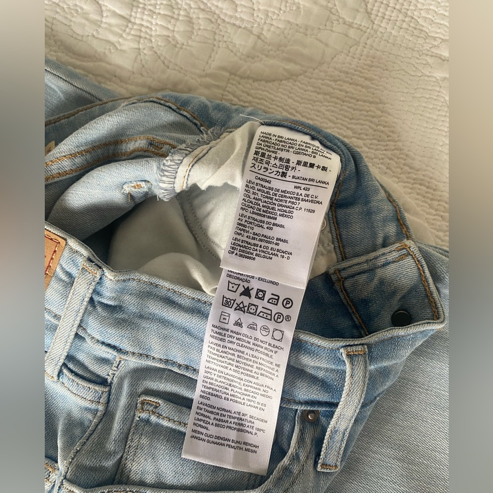 Levi's 721 high rise skinny in light blue - Picture 4 of 7
